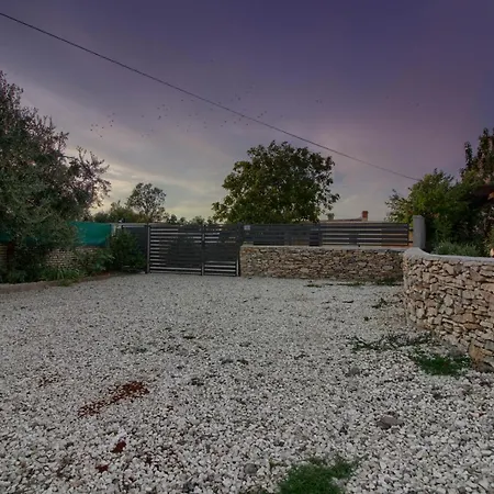 Wonderful Antonici With Private Pool Near Pula - Wiibuk Villa Ližnjan