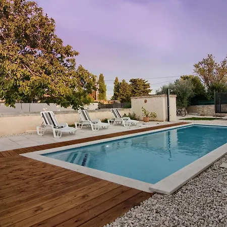 فيلة Wonderful Antonici With Private Pool Near Pula - Wiibuk *