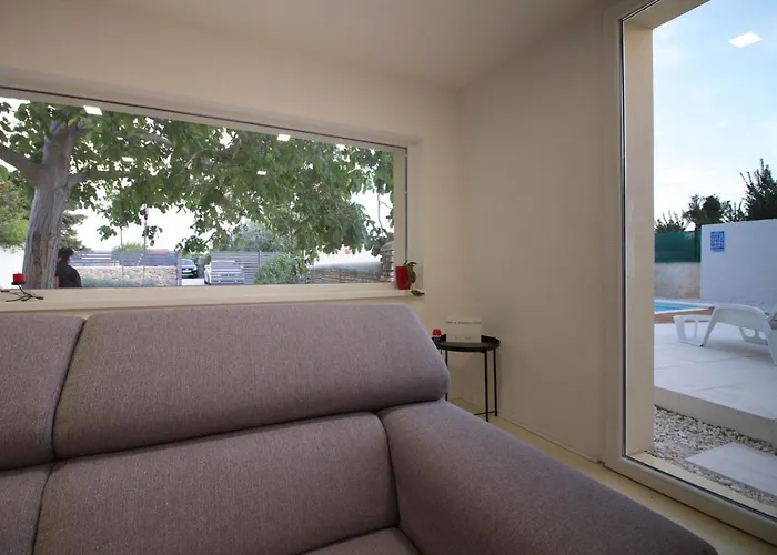 Wonderful Antonici With Private Pool Near Pula - Wiibuk *