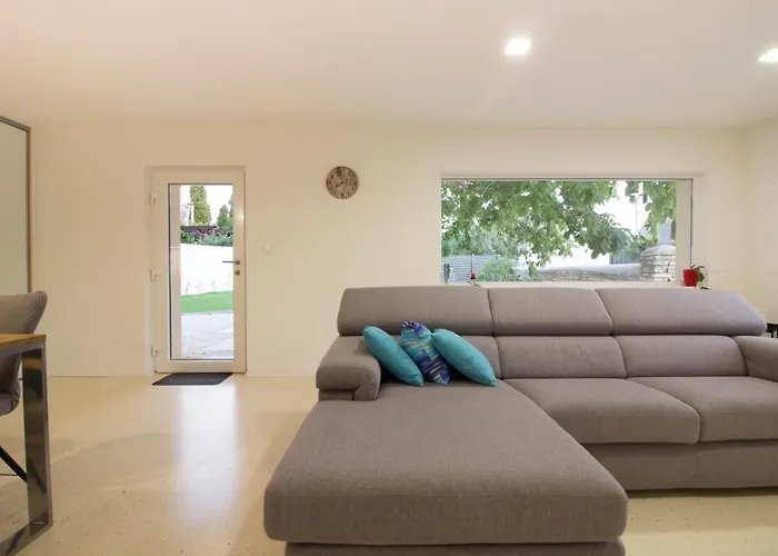 Wonderful Antonici With Private Pool Near Pula - Wiibuk Villa Ližnjan