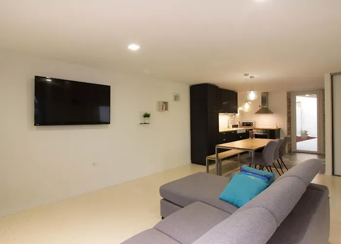 Wonderful Antonici With Private Pool Near Pula - Wiibuk *