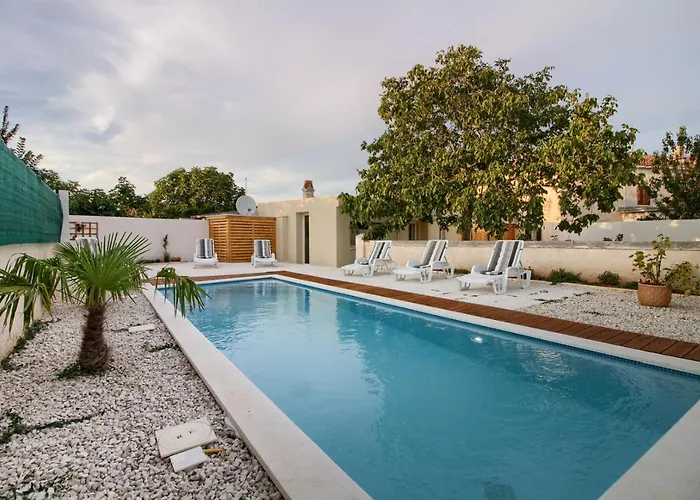 Wonderful Antonici With Private Pool Near Pula - Wiibuk Ližnjan